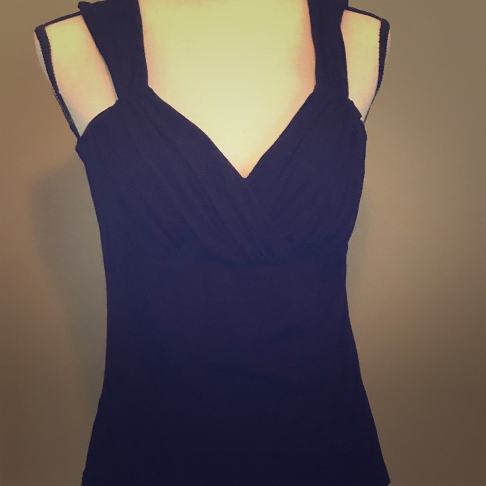 White House Black Market L black top